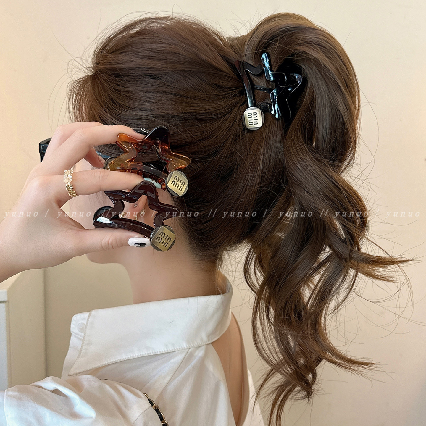 简约百搭金标五角星高马尾抓夹女
