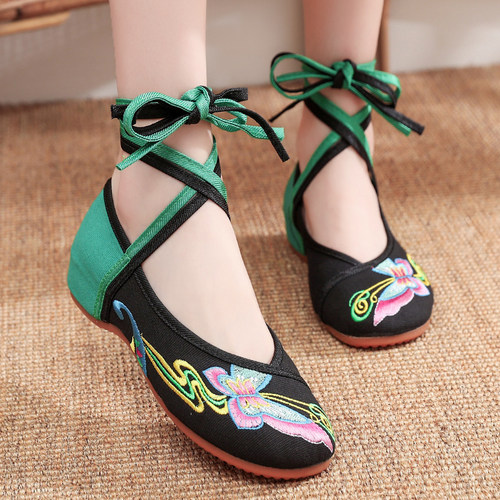 圆头拼色绑带黑色表演绣花女单鞋