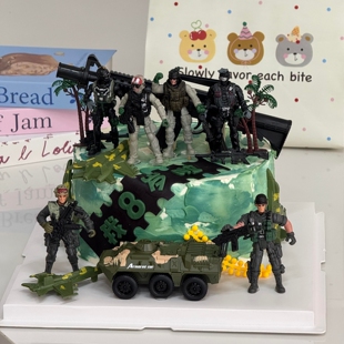 网红三角洲行动游戏蛋糕装饰特种兵装甲车战斗机摆件男孩生日装扮