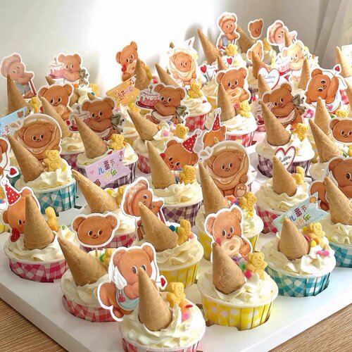 六一儿童节黄油小熊纸杯透明手提盒蛋糕装饰61节日小熊插件插牌