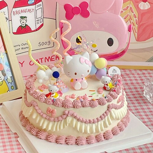 hellokitty猫公仔玩偶摆件