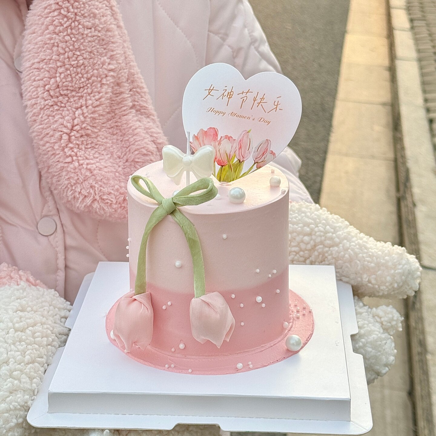 网红38女神节快乐卡片蛋糕装饰插牌蝴蝶结郁金香花苞女王节摆件