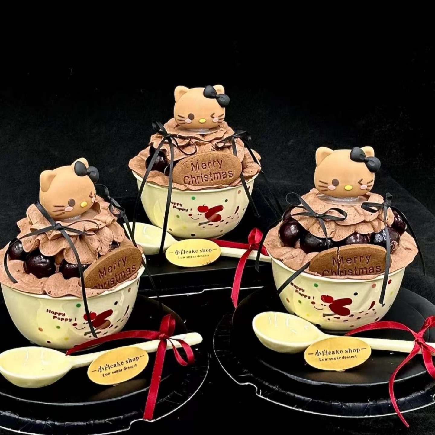 圣诞节新年跨年黑皮kt猫车厘子碗蛋糕装饰小狗陶瓷碗樱桃碗蛋糕碗