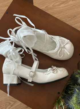 甜桃泡泡白色厚底玛丽珍女鞋2025新款夏小皮鞋法式复古lo浅口单鞋