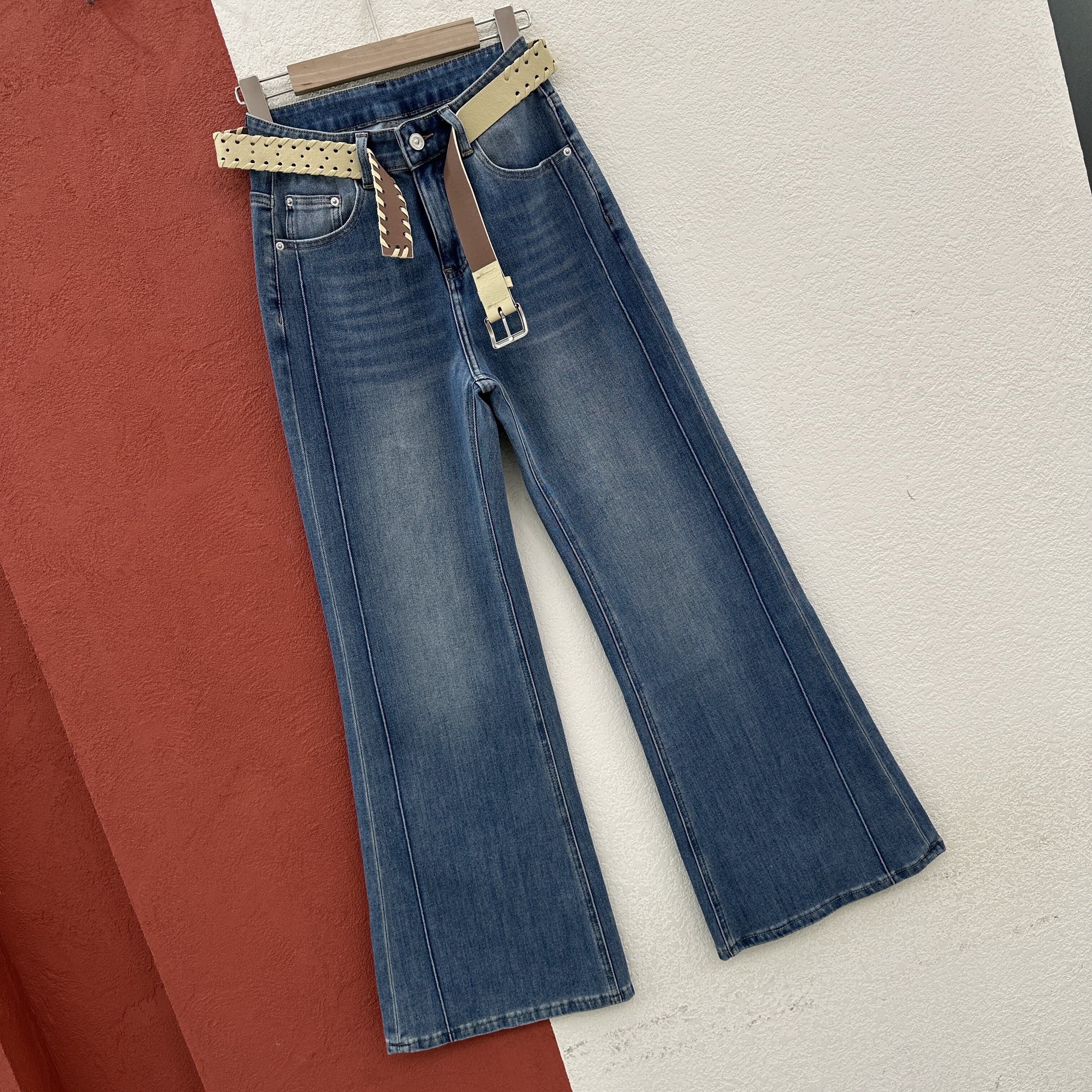 2026春款Q FASHION JEANS酷希莱8636牛仔裤女高腰显瘦喇叭裤微喇