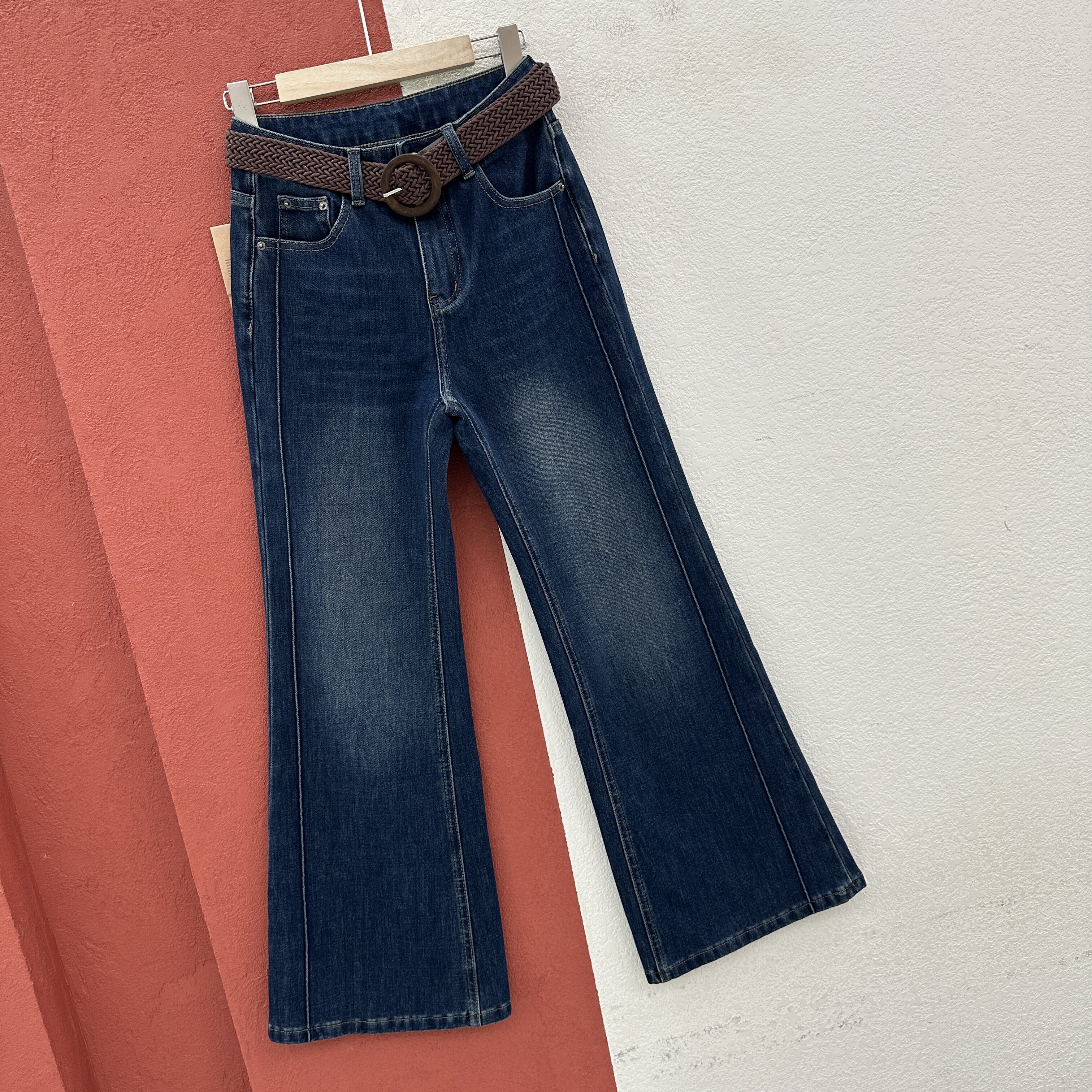 2026秋款FASHION JEANS壹流壹8237牛仔裤女侧边压线微喇裤喇叭裤图片