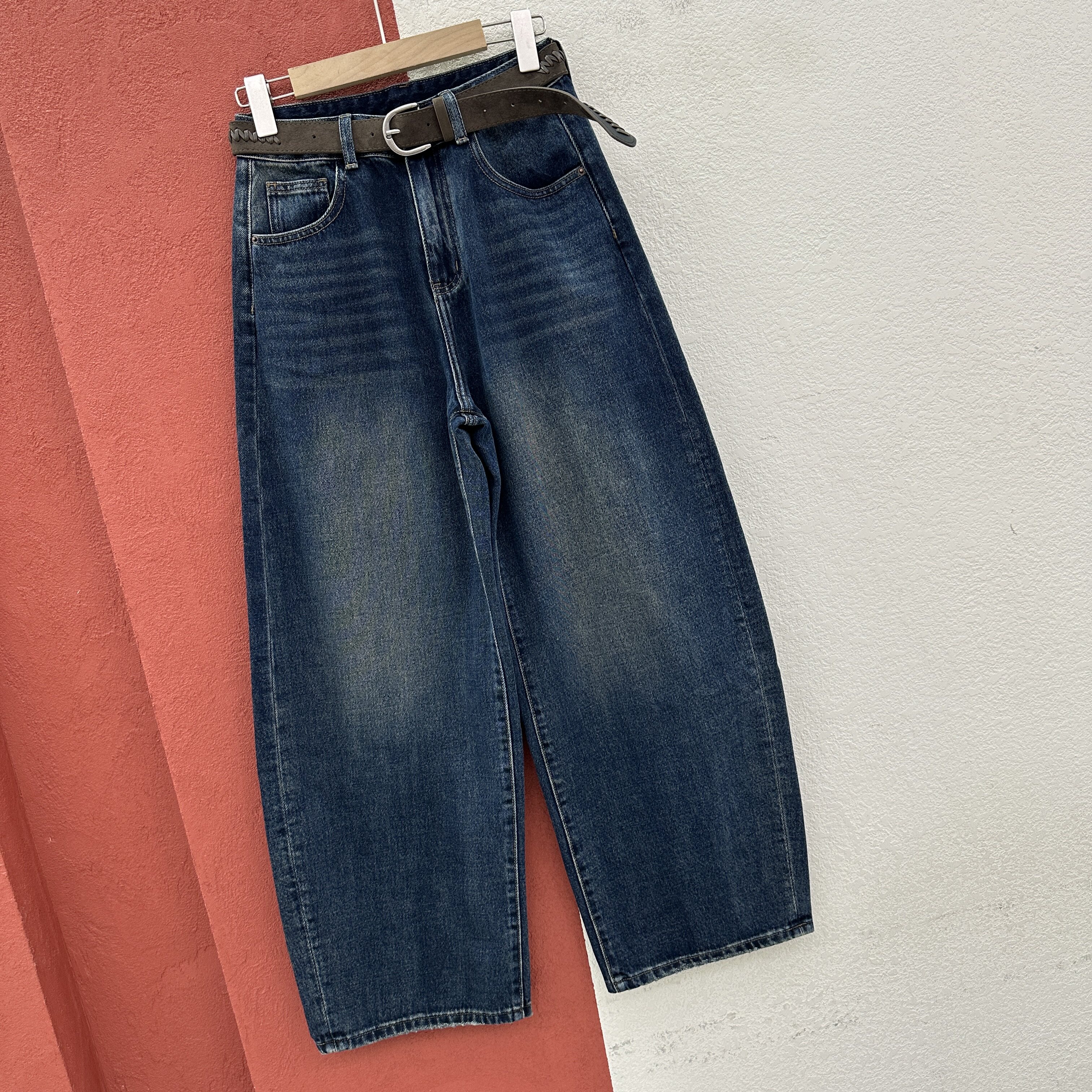 2026秋款JEANS酷希莱61558牛仔裤女高腰压线弯刀裤刺绣线纹拖地裤