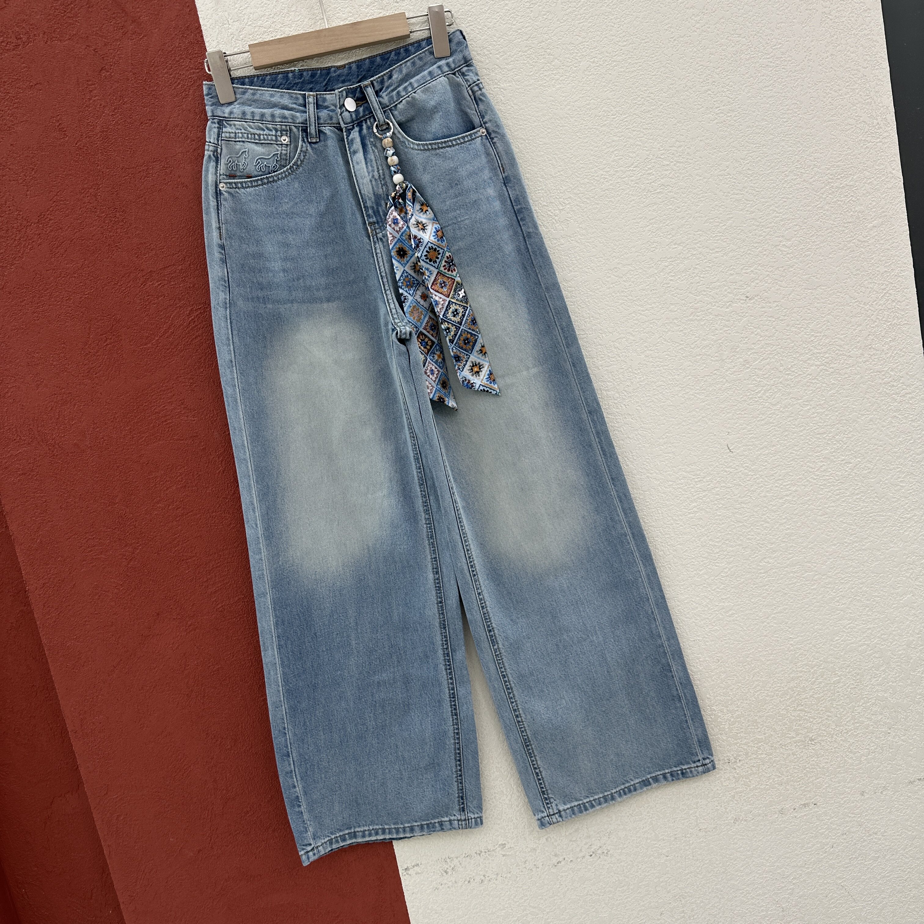 2026春款baoxiniu爆犀牛26098牛仔裤女显瘦窄版小马直筒裤拖地裤