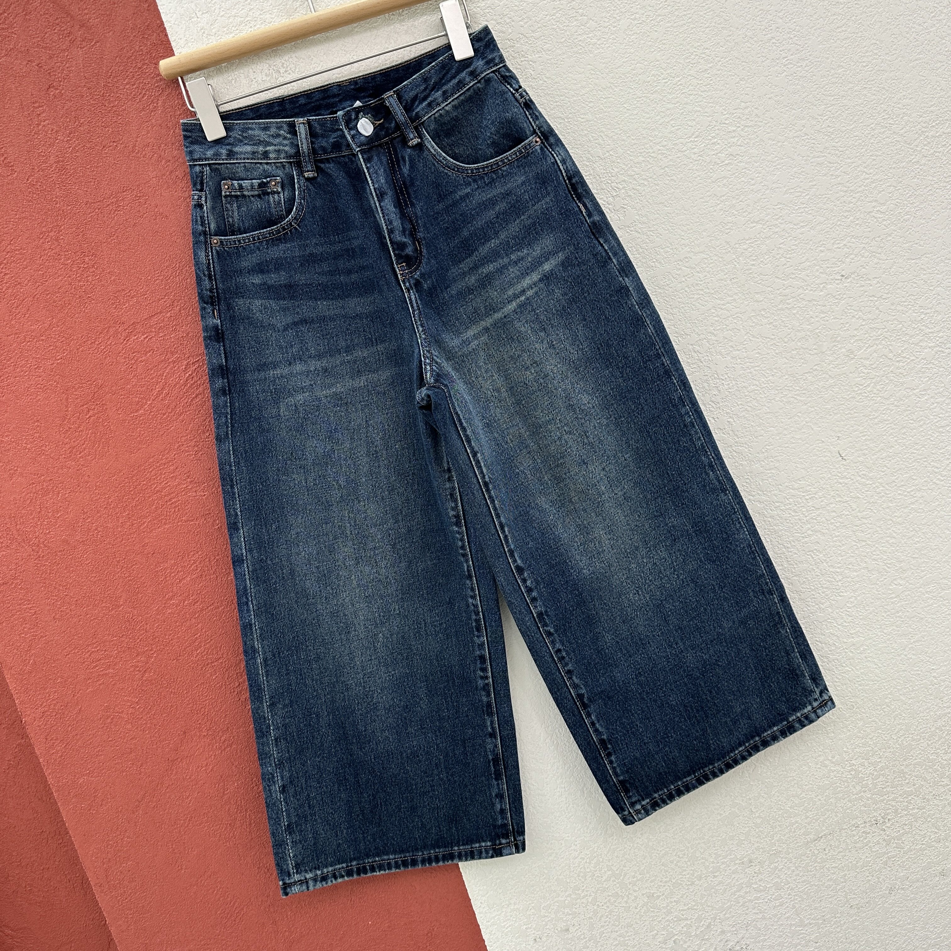 2026春款JEANS 2617牛仔裤女高腰显瘦八分直筒阔腿裤皮牌百搭靴裤