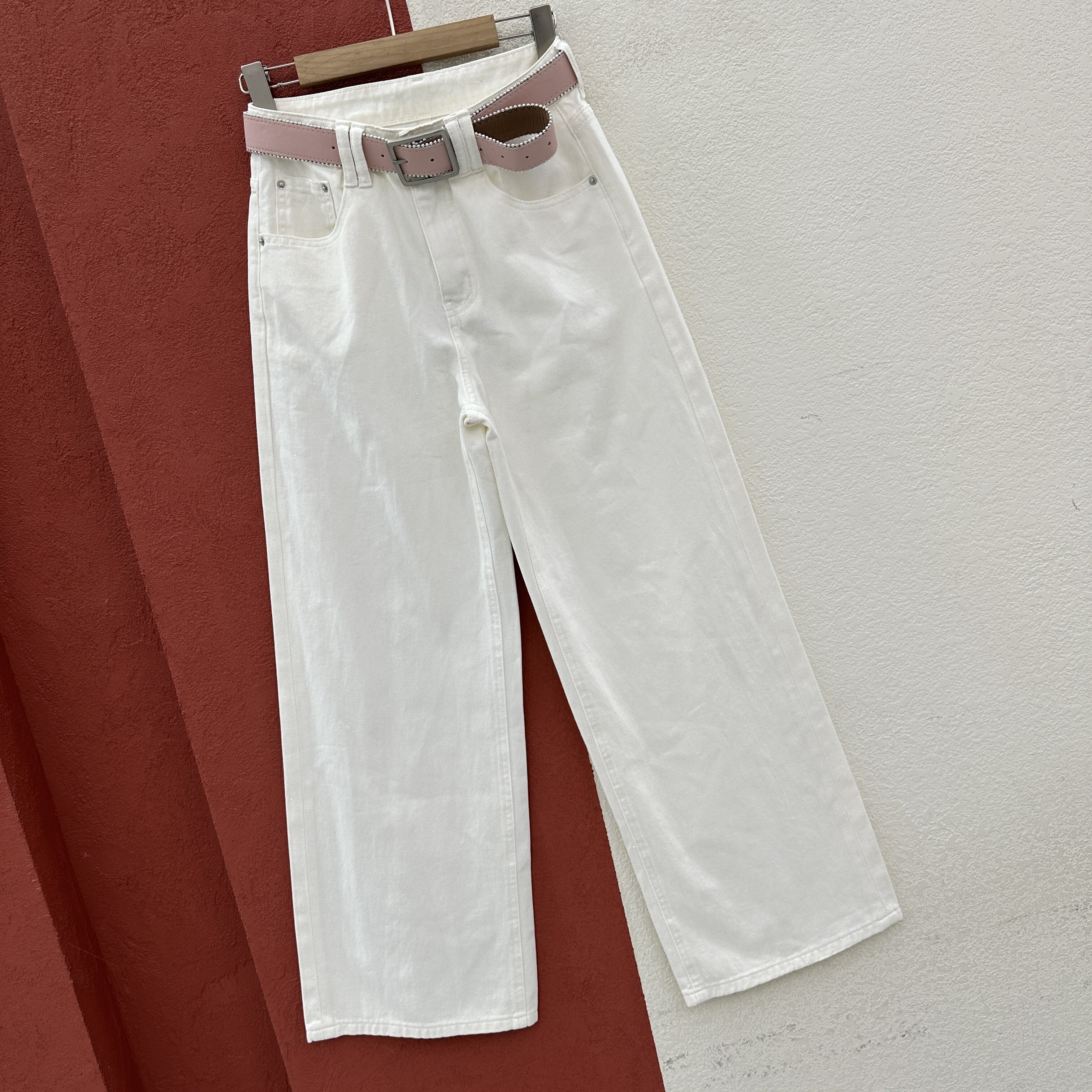 2026春款Q FASHION JEANS酷希莱61300白色牛仔裤女高腰窄版直筒裤