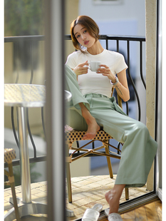 新款 百搭刺绣短袖 白色短款 显瘦别致上衣时尚 T恤 修身 CAN夏季