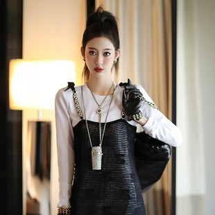 forevercan2022 进口羊仔毛混纺镂空香奶奶吊带连衣裙