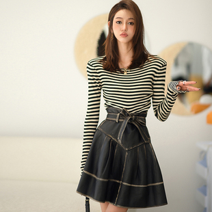 减龄炸街半身裙设计感手绘皮裙短裙 时尚 CAN法式 轻奢春夏2022新款