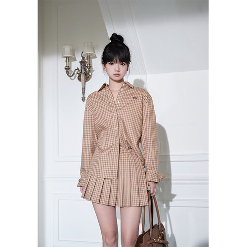 CAN秋季新款学院风格纹衬衫+半裙