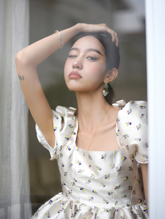 上衣女设计感小众衬衫 forevercan 别致短款 法式 碎花泡泡袖