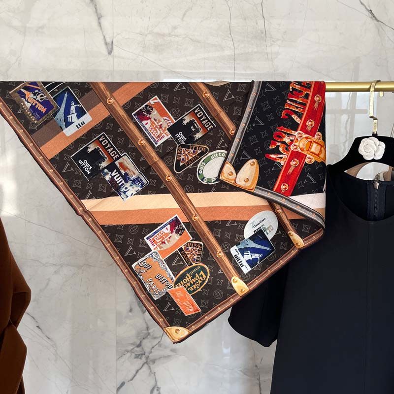 神秘女孩 65澳毛款真丝羊毛中小方巾围巾丝巾大牌驴家老花款特价