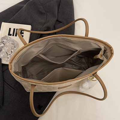 【有拉链贴袋】休闲洋气托特包