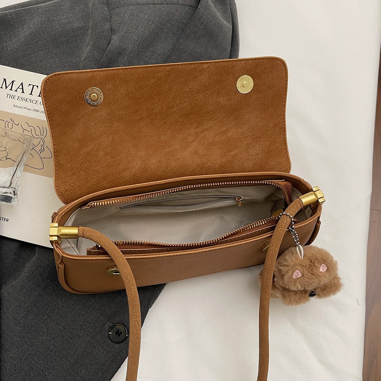 【有拉链贴袋】小众设计感棕色腋下包法棍包2025新款潮百搭小包包,箱包皮具/热销女包/男包,腋下包,淘宝优惠券,粉丝福利购,淘宝优惠卷