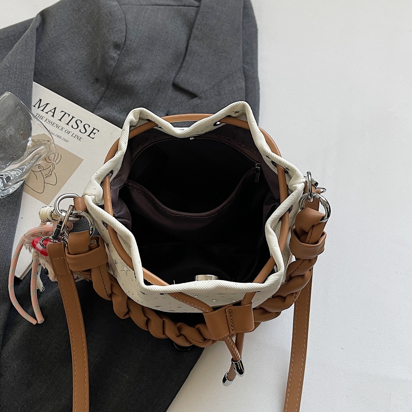 【有拉链暗袋】洋气小众抽绳星星小水桶包斜挎包2026新款潮百搭