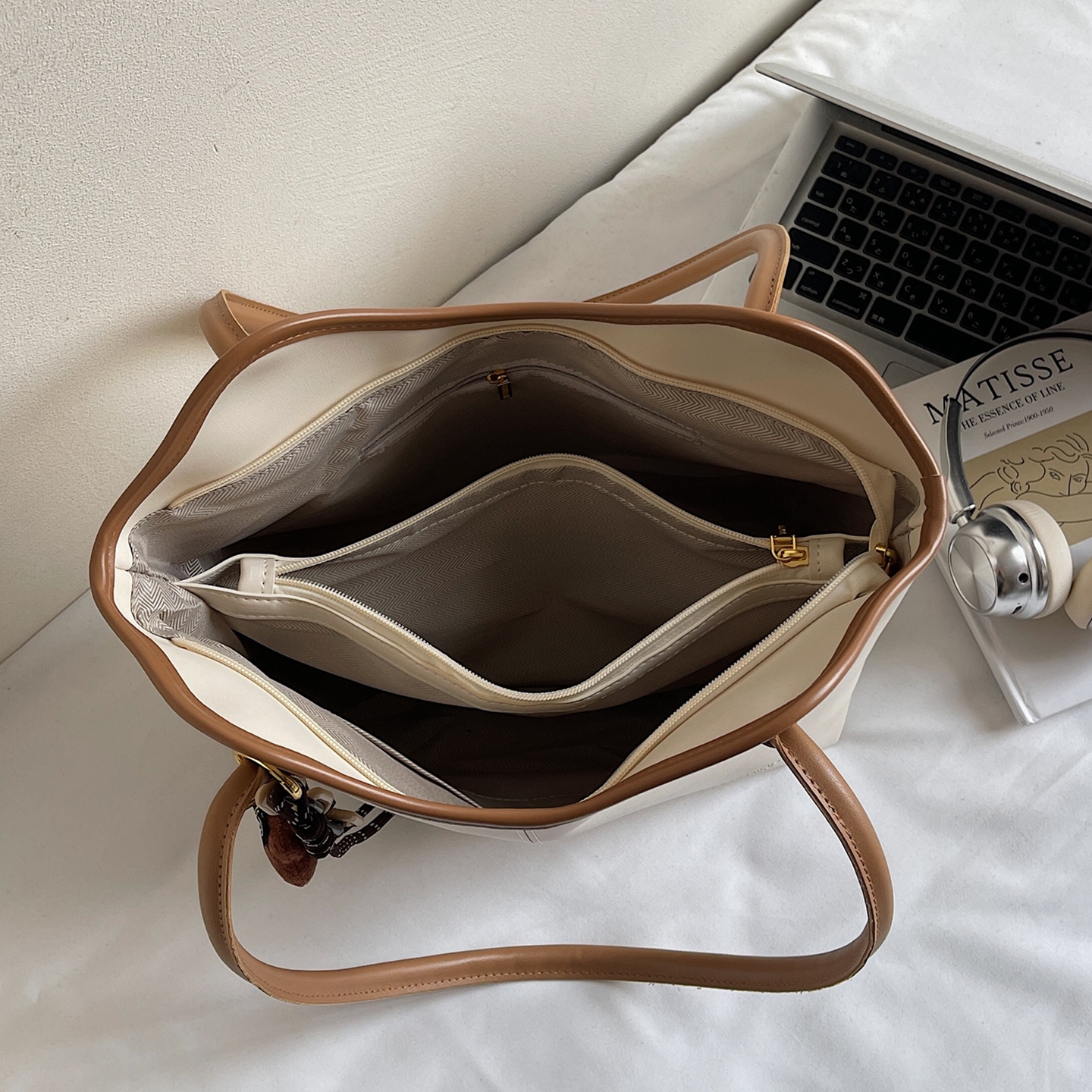 【有拉链夹层】大容量上班通勤包