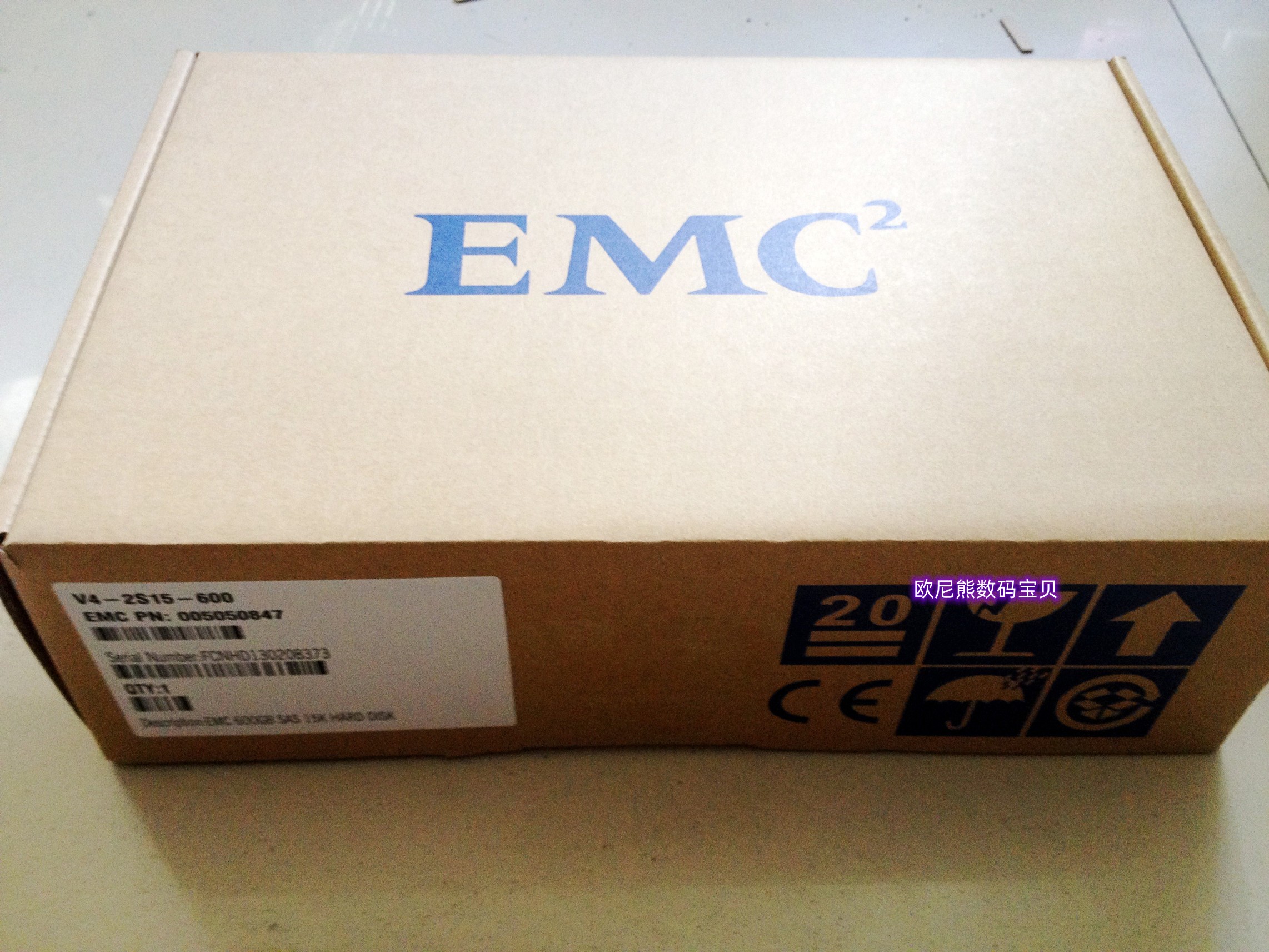 EMC Unity 300 400 500 D3-2S10-1800 1.8T SAS 005051633硬盘