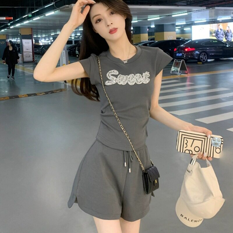 夏装搭配一整套韩系减龄