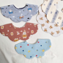 韩系婴儿围嘴宝宝花瓣口水巾a类双面可旋转360柔软透气防吐奶