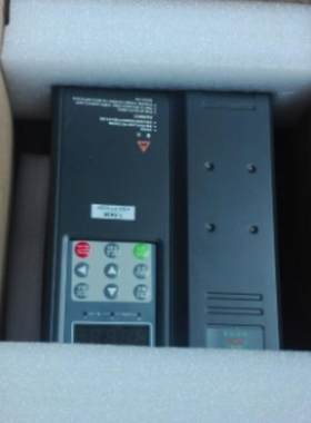 通用矢量重载型变频器
