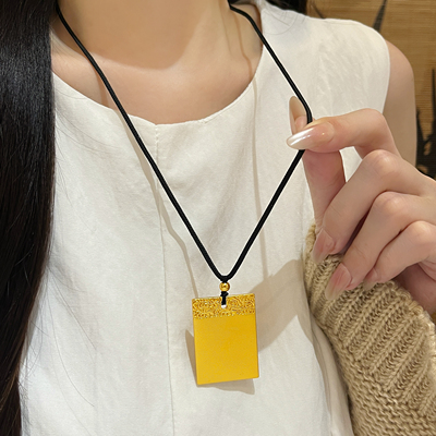 平安无事牌吊坠越南沙金防真黄金包银男女项链方牌挂坠毛衣链秋冬