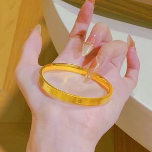 米字拉丝车花手镯小众轻奢高级感仿真黄金包银螺丝纹时尚简约手环