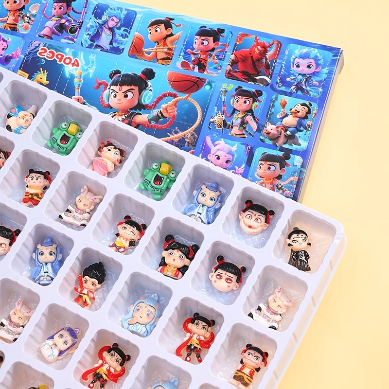 哪吒40入盲盒洞洞乐抽奖玩具六一儿童礼物HelloKitty潮玩公仔摆件