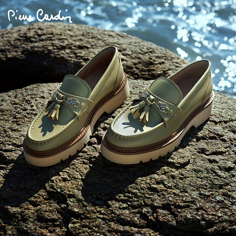 皮尔卡丹粗跟套脚流苏真皮乐福鞋