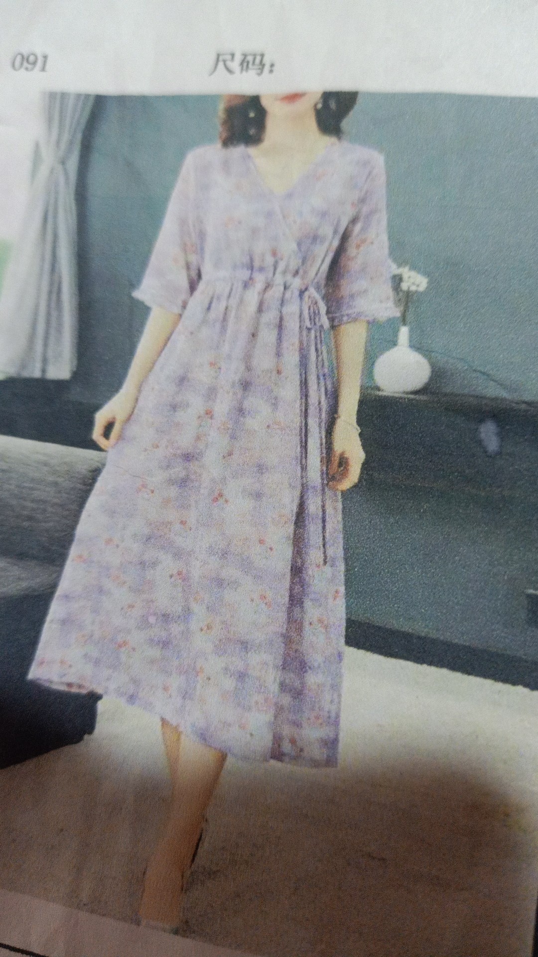 女装花色夏季连衣裙宽松腰长裙此连衣裙