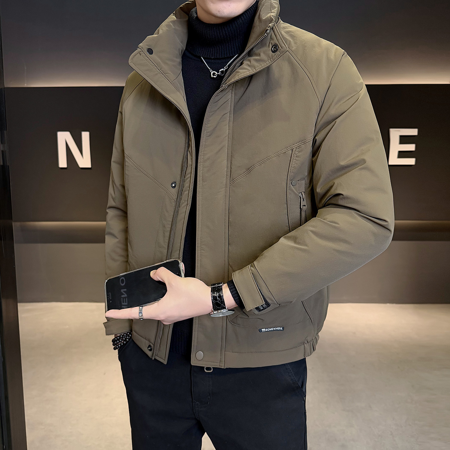 冬装加厚立领羽绒服男士潮牌工装高级感成熟稳重冬季痞帅保暖外套