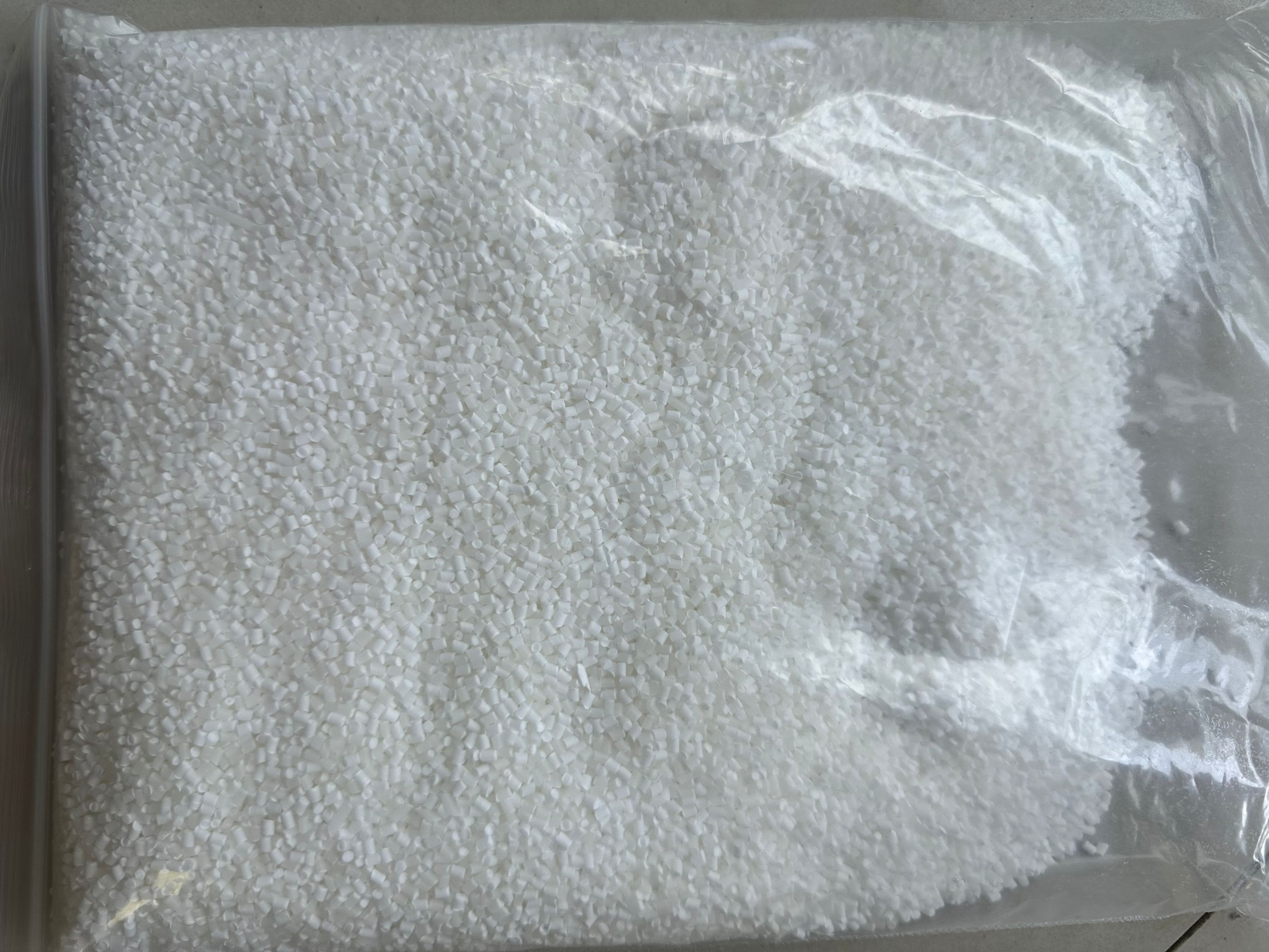 聚碳酸脂高温发泡母粒注塑吹塑