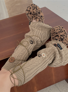 LET ME SEE原创小众纽扣袜套要y2k亚文化辣妹喇叭腿套冬季显瘦