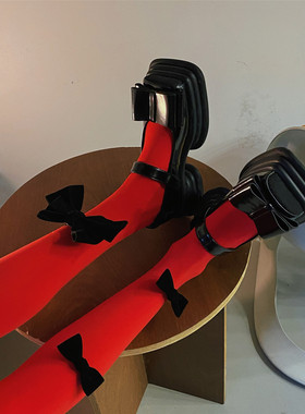 LET ME SEE 原创 蝴蝶结红色连裤袜日系lo妹天鹅绒显瘦打底袜