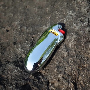 比克打火机J5金属盔甲套菱形壳进口砂轮火石一次性滑轮机甲战火机