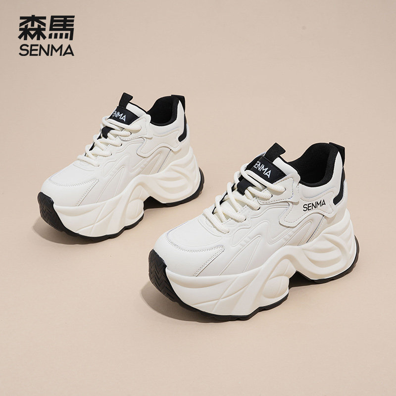 鞋底7cm，内增高2cm，拔高身材显脚瘦