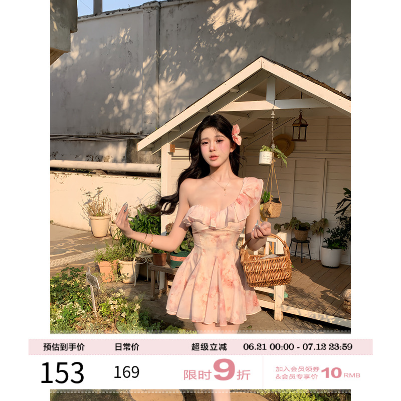 项天鹅er 斜肩碎花连衣裙女2025夏季新款雪纺设计感短裙纯欲裙子