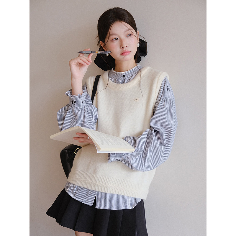 圆领XXGN【尤菲米娅优等生马夹