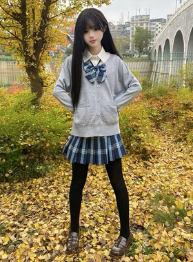 日系学院风V领针织衫开衫百搭格裙原创JK制服套头毛衣秋冬款套装