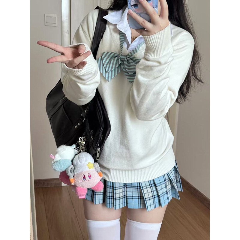 学院风穿搭套装纯色白色针织衫毛衣叠穿百搭百褶短格裙秋冬Jk套装