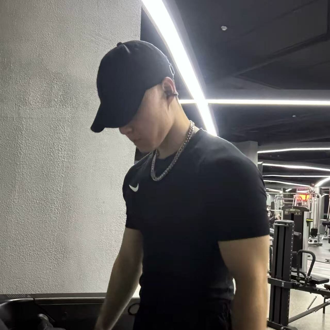耐克男子透气防晒棒球帽