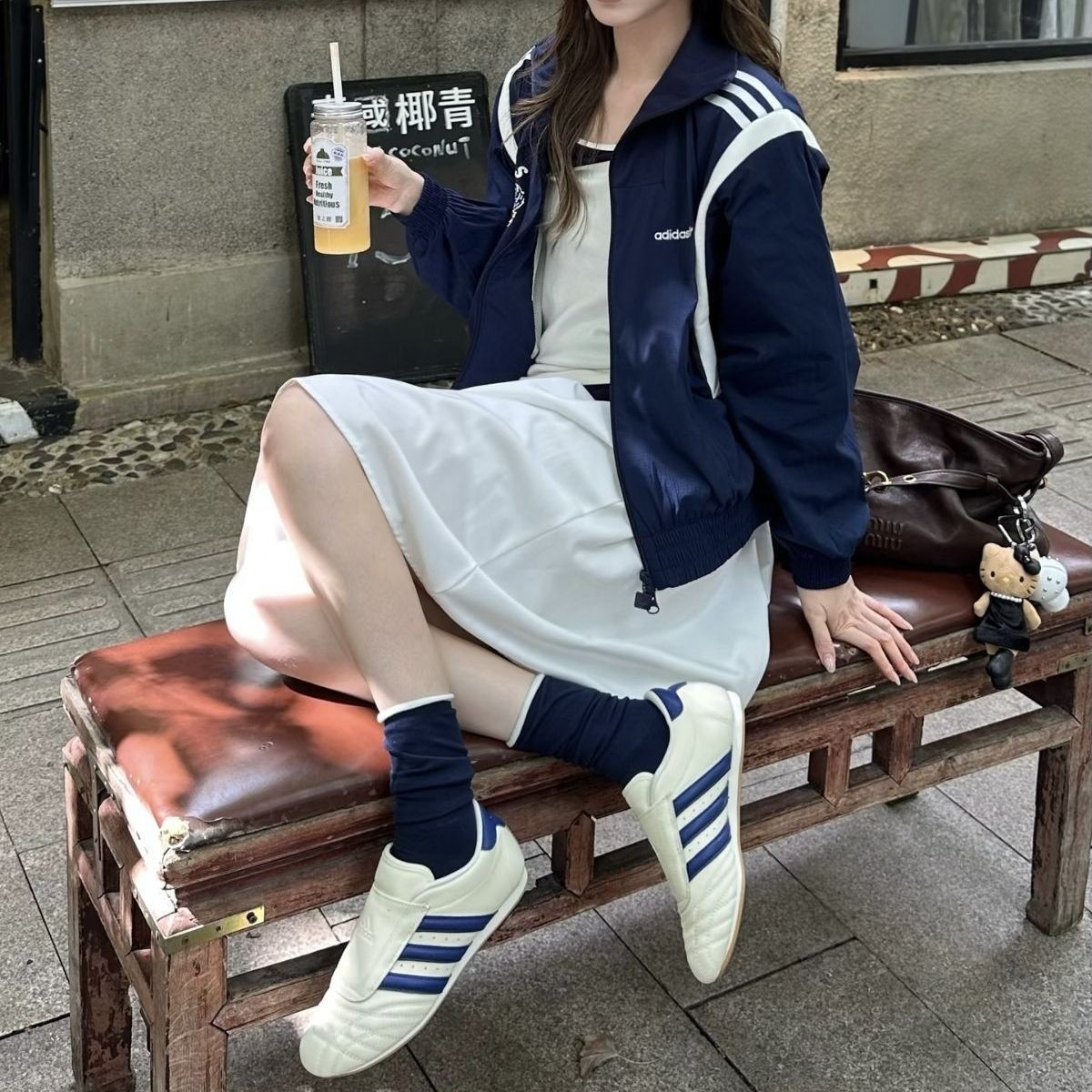 阿迪达斯三叶草跆拳道鞋