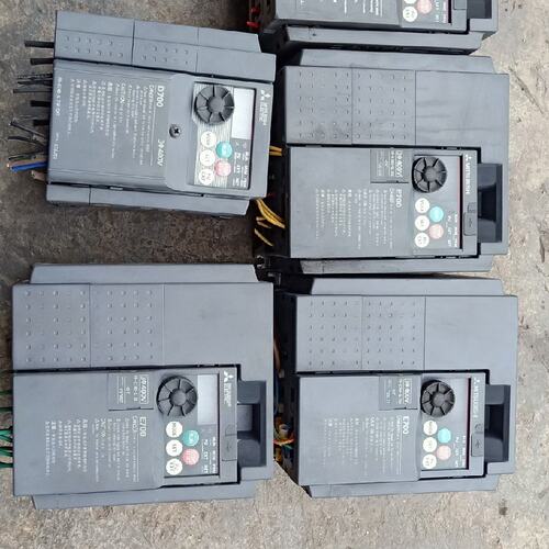 议价变频器E700FR-E700E720E740E720SFR-E720-0.75K