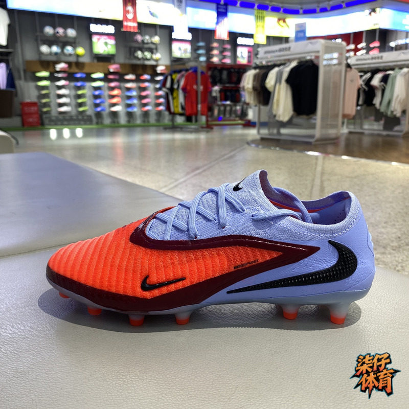 耐克高端AG-PRO人草足球鞋