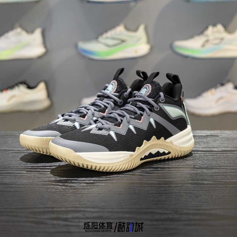 李宁篮球鞋2025新款反伍暴风 SE男子轻量高回弹篮球外场鞋ABFV033