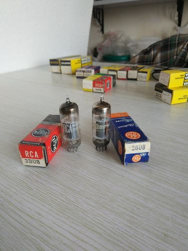 美国3BU8 RCA和ZENITH各一只 电子管 原盒装 2只
