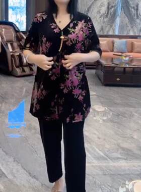 春季妈妈装加大码大花金丝绒套装